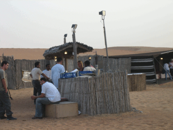 660.gif (143921 bytes)