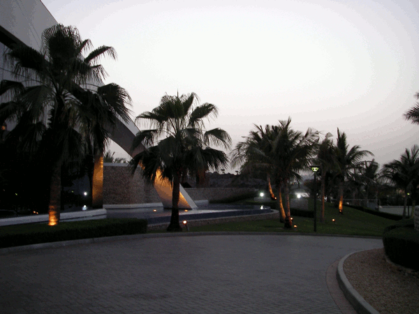 740.gif (145823 bytes)