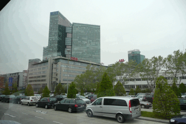 210.gif (153133 bytes)