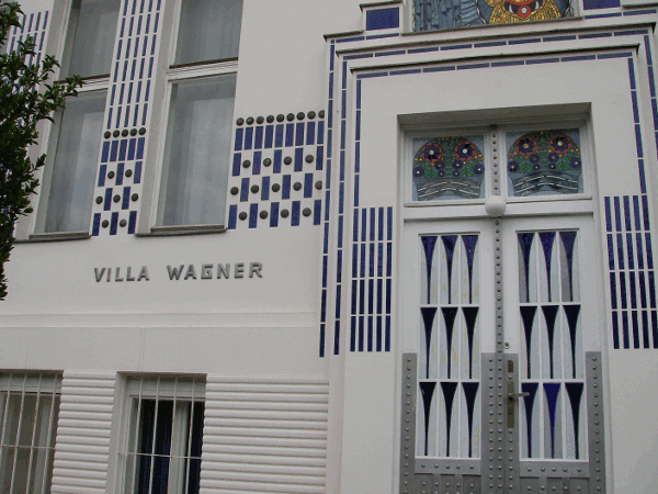 40.gif (182497 bytes)