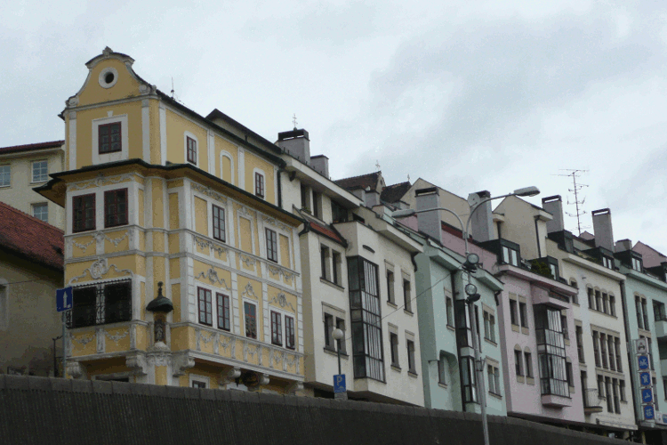 730.gif (240329 bytes)