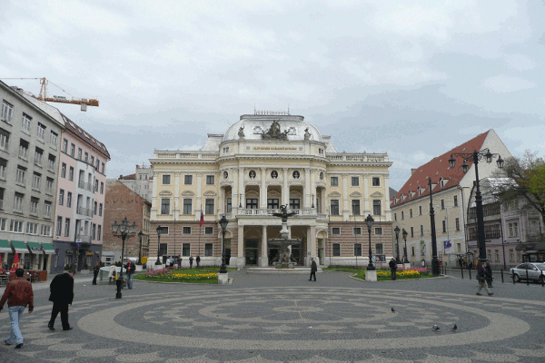 820.gif (152434 bytes)